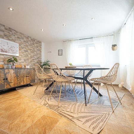 -Stadthaus Ida- Mit Grosser Dachterasse, Am Schlosspark, Luftkurort Kisslegg, Boxspringbetten, Kaffeevollautomat, Smarttv, Familienfreundlich, Grosszuegig, Zentral 외부 사진