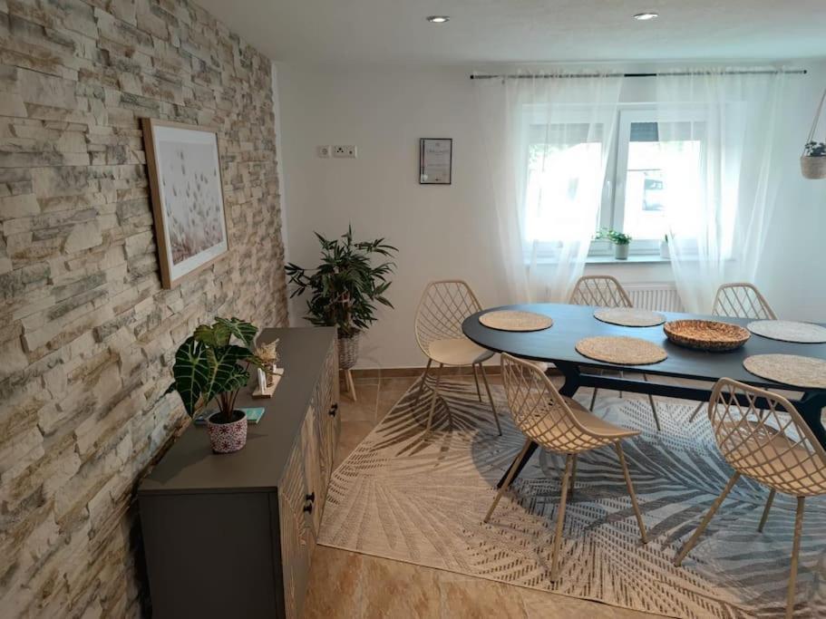 -Stadthaus Ida- Mit Grosser Dachterasse, Am Schlosspark, Luftkurort Kisslegg, Boxspringbetten, Kaffeevollautomat, Smarttv, Familienfreundlich, Grosszuegig, Zentral 외부 사진